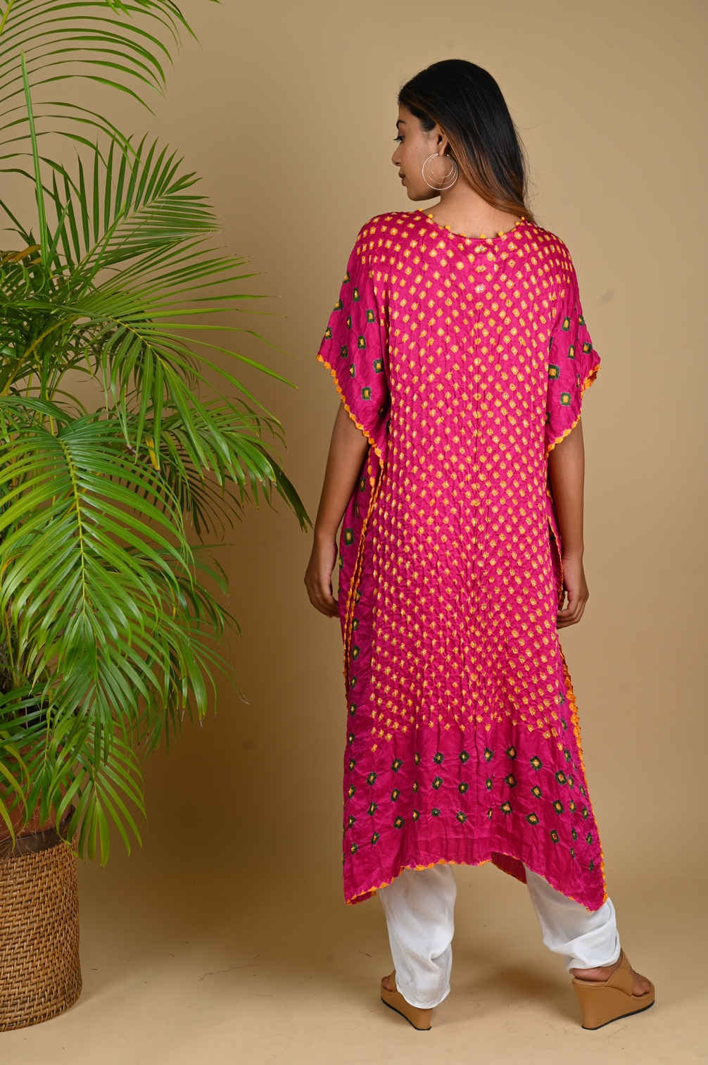 Triple Dot Kaftan-Fuschia Pink