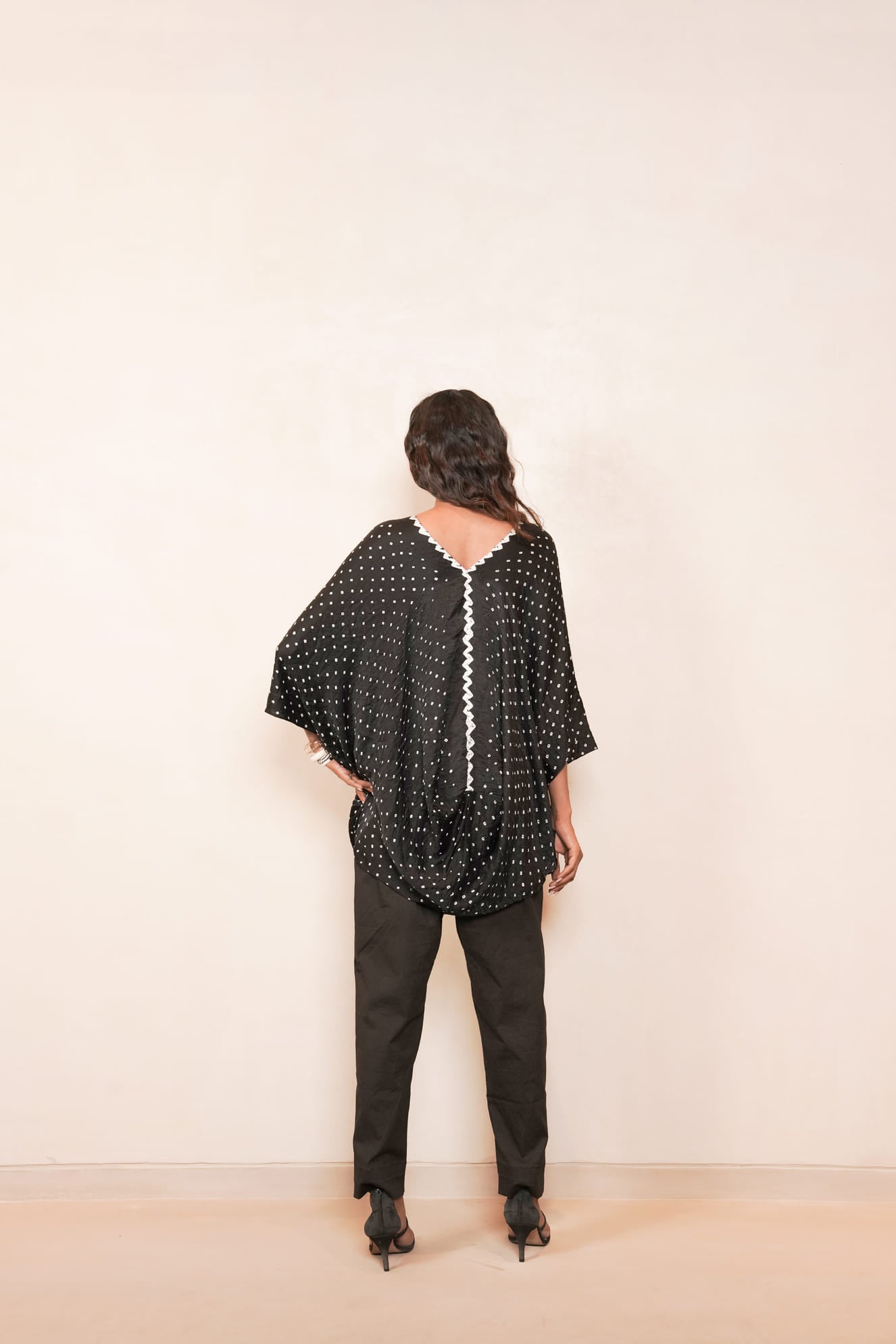 MIDNIGHT DRAPE TOP