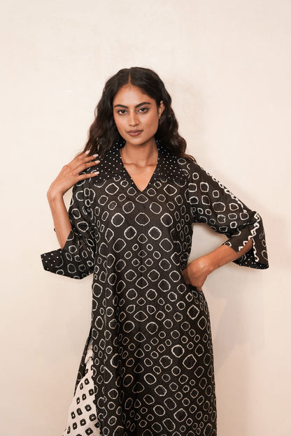PEBBLES KURTA